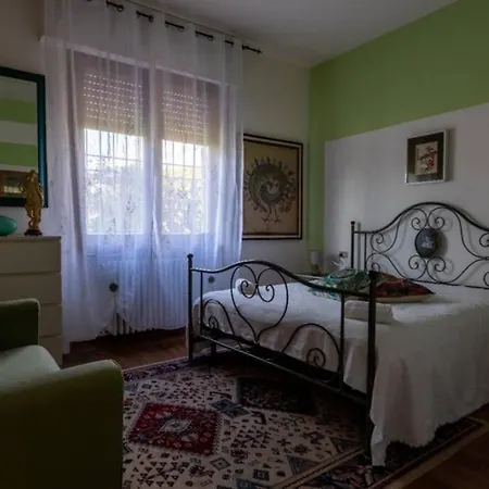 Sogno D'oriente Апартаменты Паденге-суль-Гарда